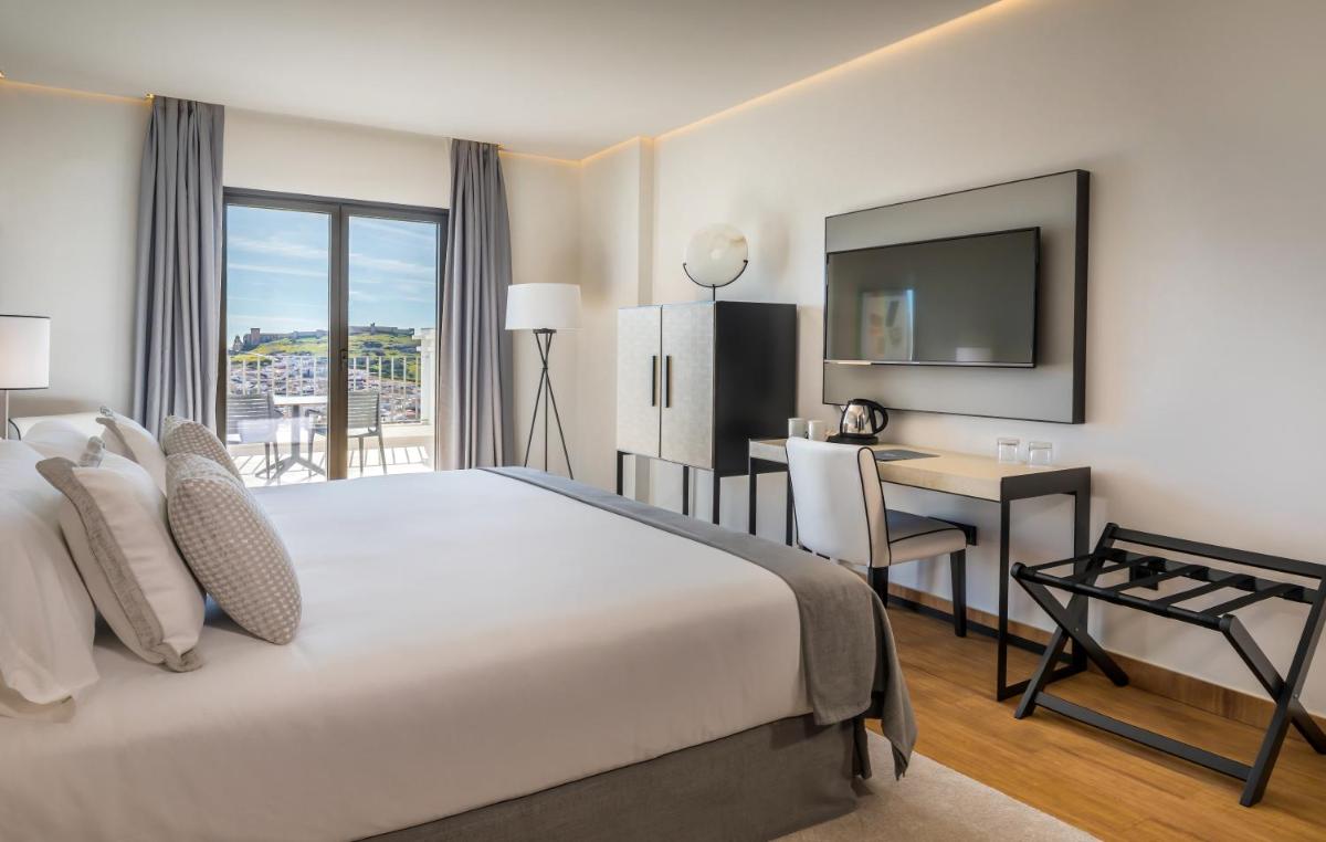 Cama o camas de una habitación en Barceló Aracena & Spa