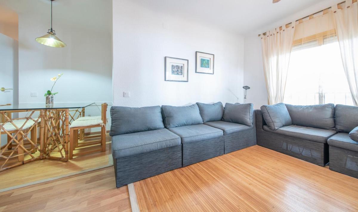 TarracoHomes, Beach Apartment with Terrace in Cambrils - Housity