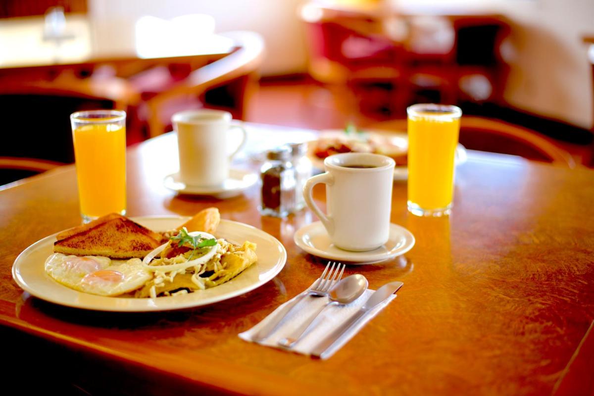 Hotel Consulado Inn - Housity