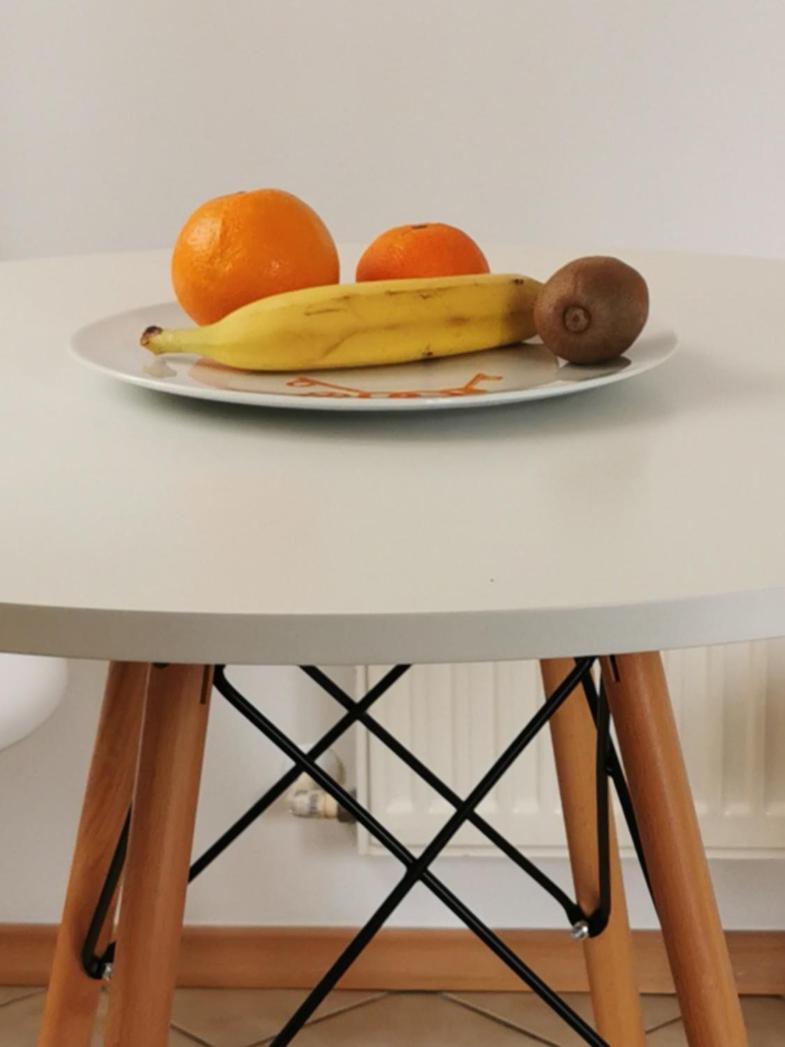 WHITE Apartment - Housity