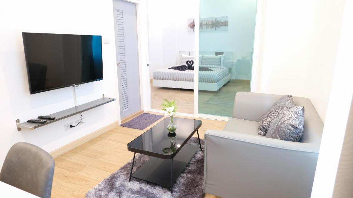 The Square 101 - Housity