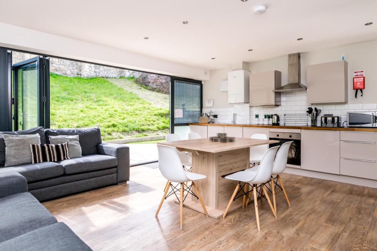 City Apartments - Monkbar Mews - Housity