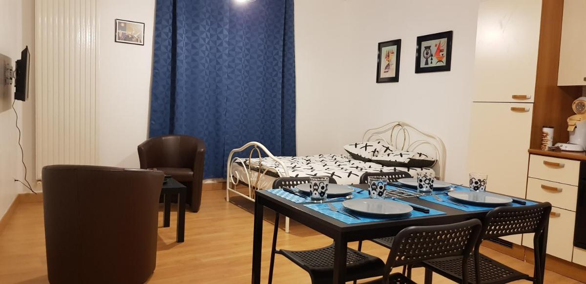 **Studio Art - 30m2 - Centre ville** - Housity