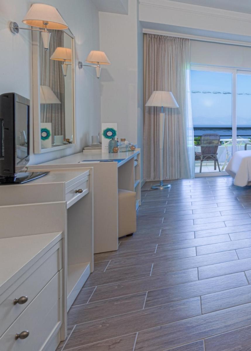 Kipriotis Panorama Hotel & Suites - Housity