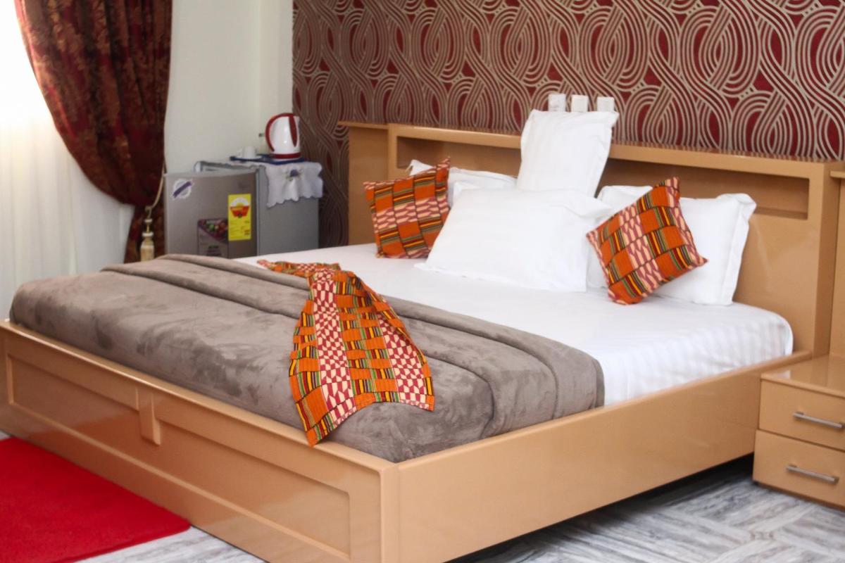 Exotic Palace Hotel - Housity