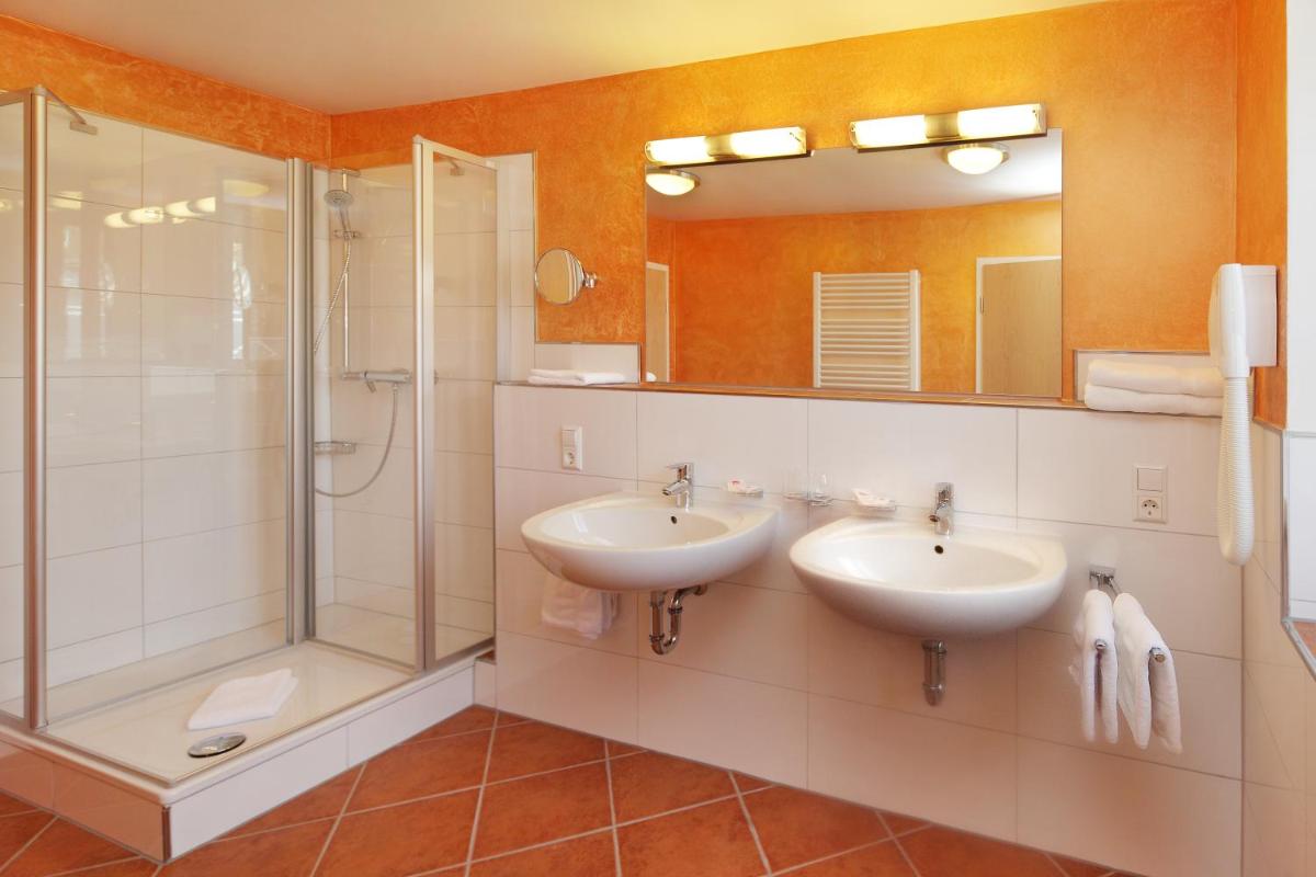 Hotel Zum Goldenen Mann - Housity