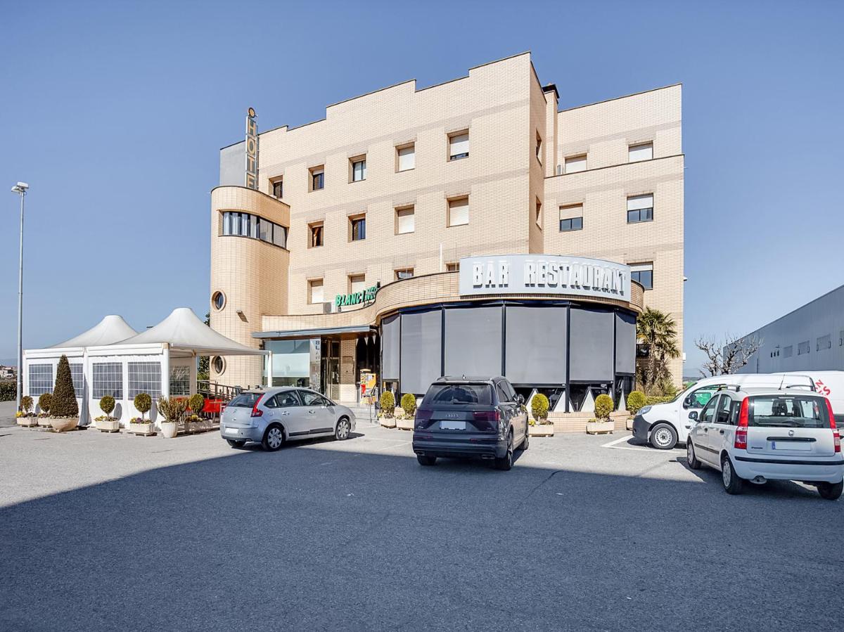 Hotel Restaurante Blanc I Negre 2 - Housity