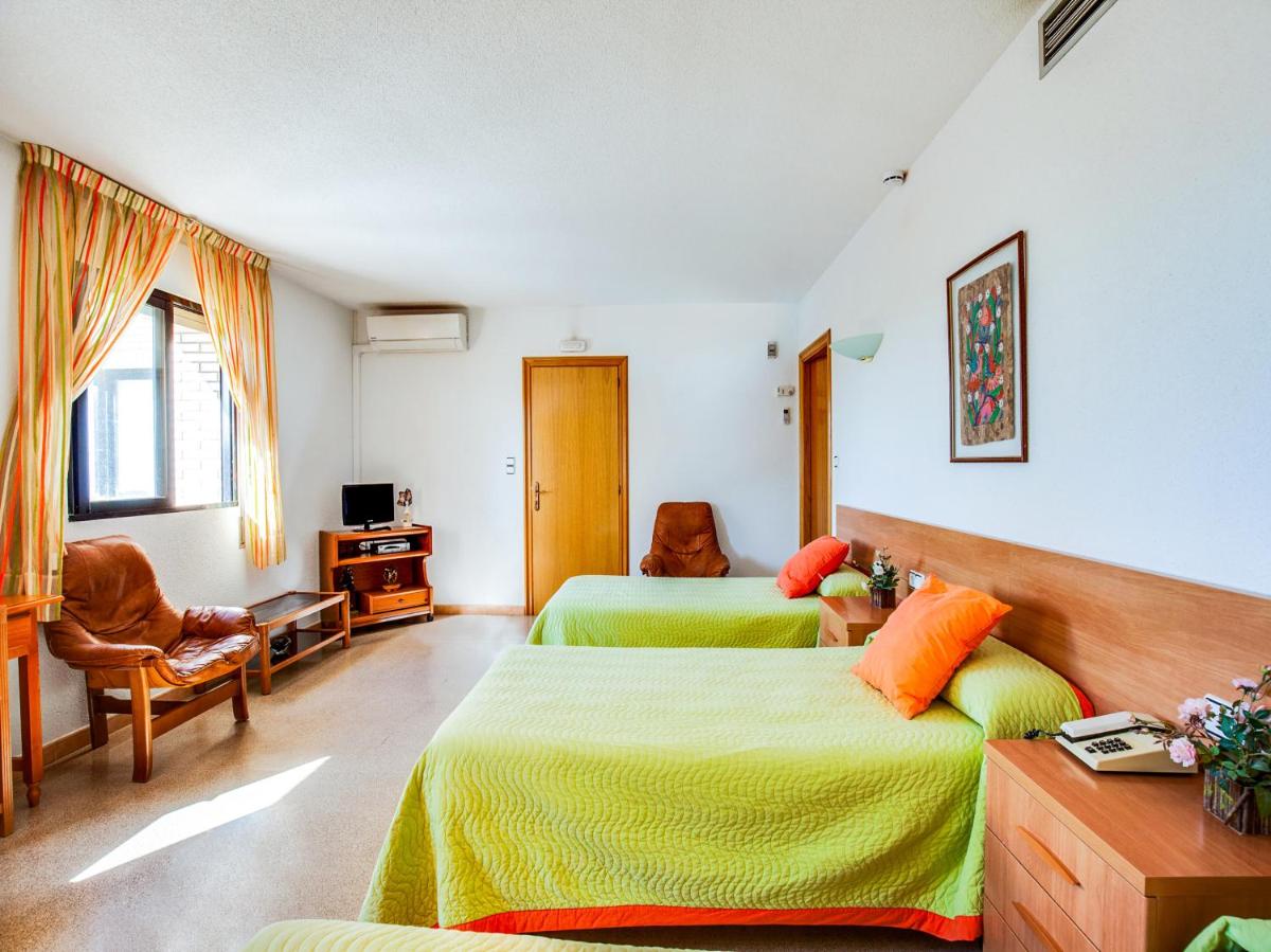 Hotel Restaurante Blanc I Negre 2 - Housity