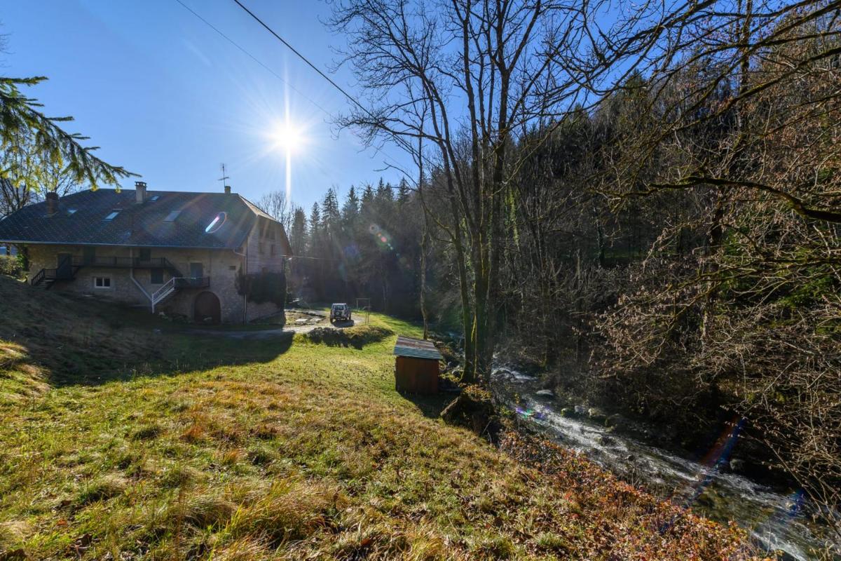 Le Moulin de Dingy - House with 6 bedrooms & swimmingpool 20 mn from Annecy - Housity