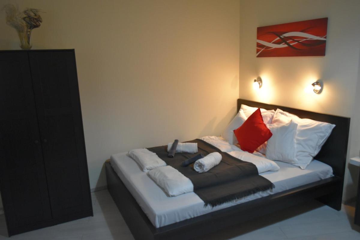 Főtér Apartmanház Szentendre - Housity