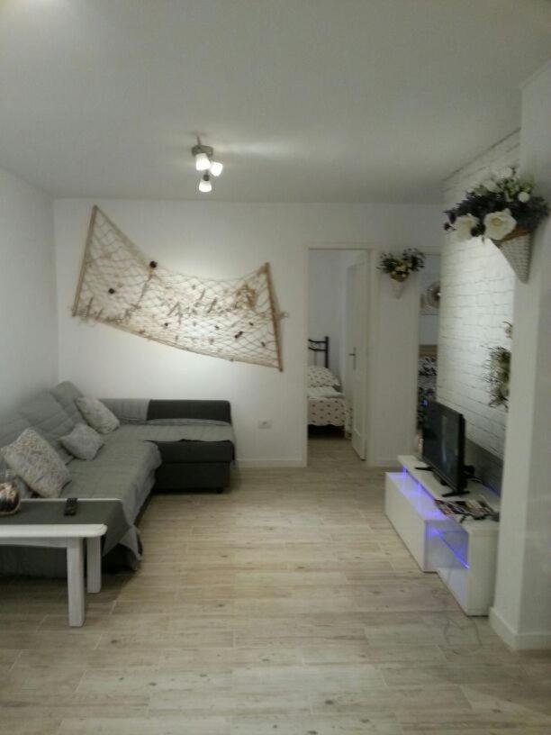 Appartamento Delia - Housity