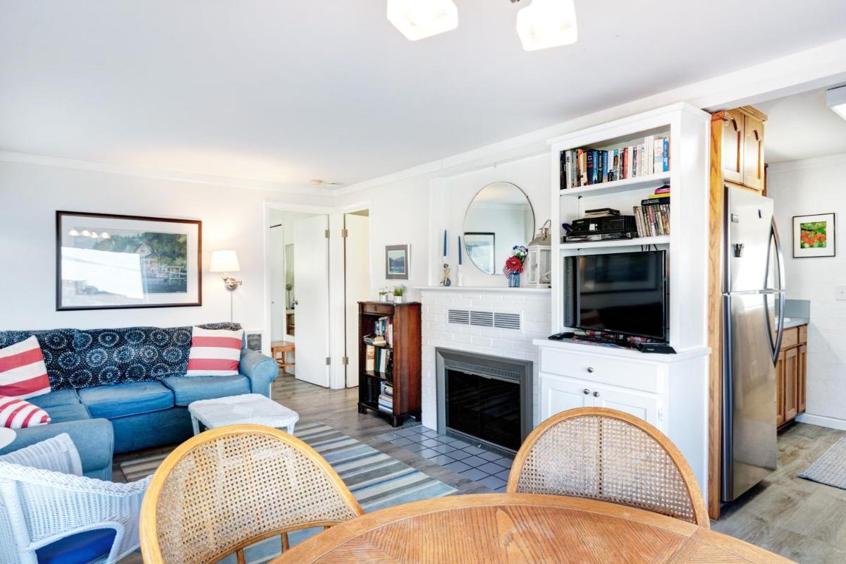 Erikson Beach House - Housity