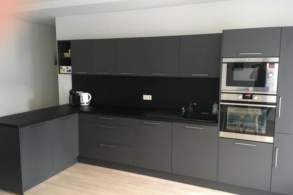 Trendy New and large 3 Beds (90m2) in City Center - Housity