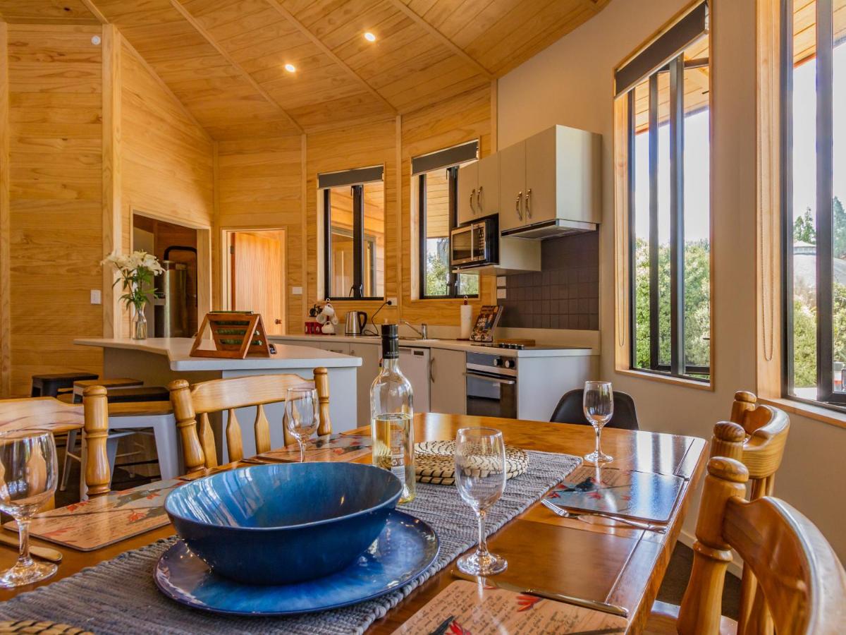 The Snowglobe - Ohakune Modern Yurt Style Chalet - Housity