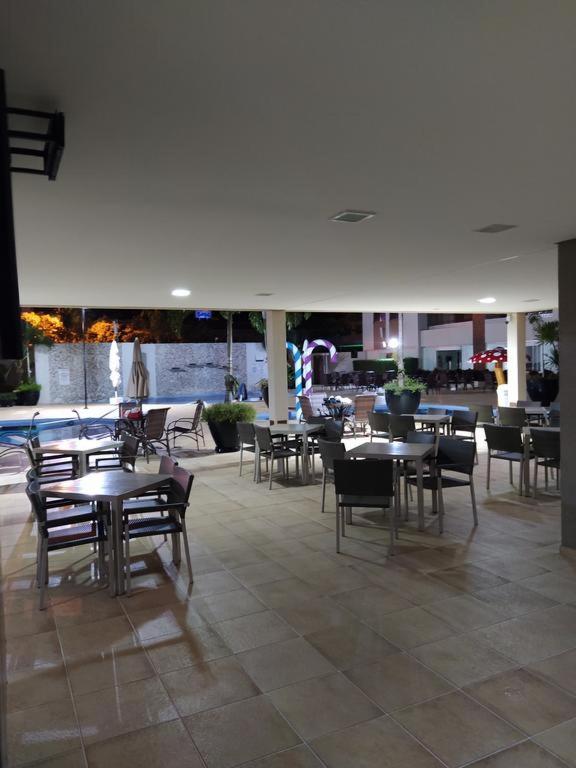 Promenade - Rio Quente Temporada - Housity