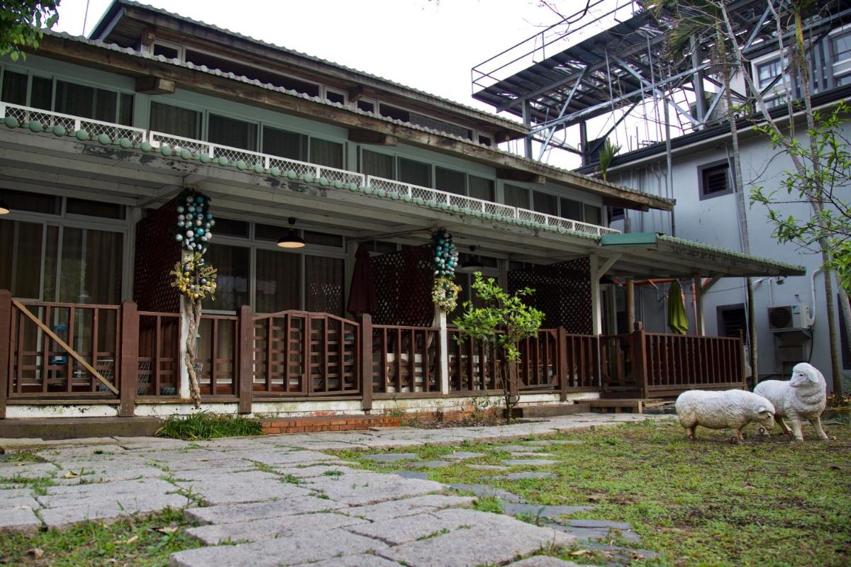 Suitetrails - Sun Moon Lake Full House Resort