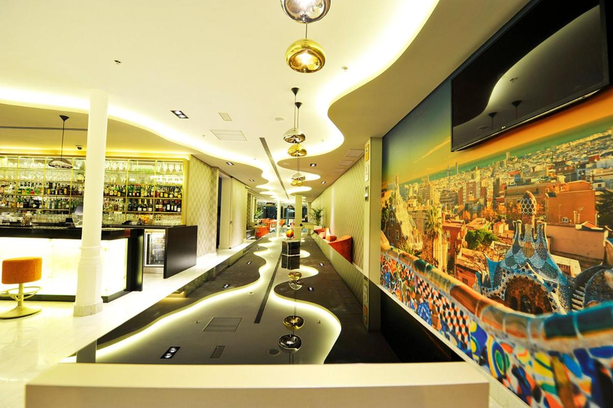 Imagen de la galería de Hotel Indigo Barcelona - Plaza Catalunya 4Sup by IHG, en Barcelona