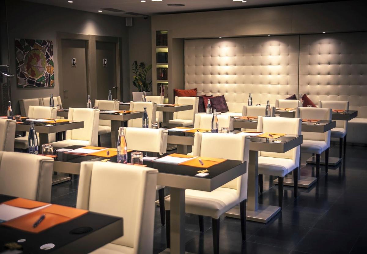 Zona de estar de Hotel Indigo Barcelona - Plaza Catalunya 4Sup by IHG