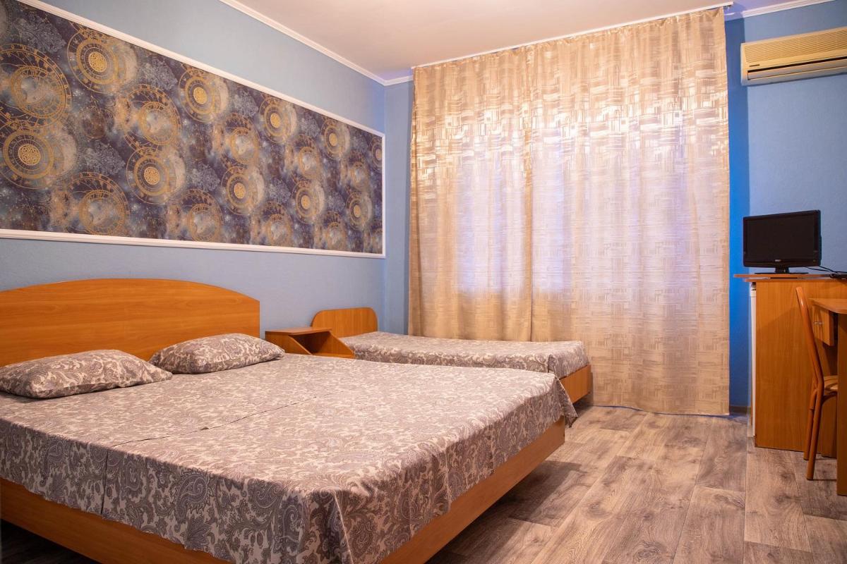 Hotel Kosmos - Housity