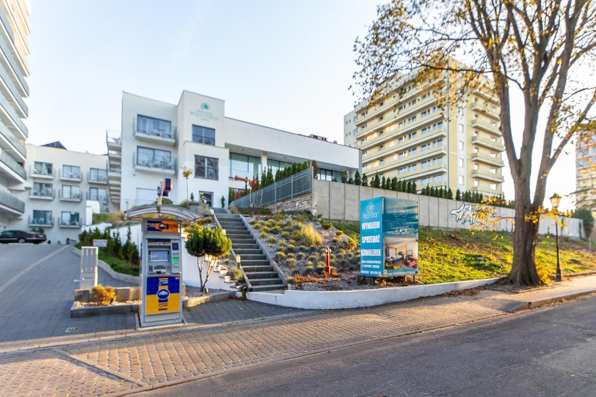 W Rent like home - Hotel Room 210 - Housity