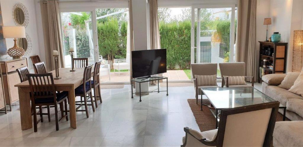 Luxury House Golden Mile Marbella - Housity