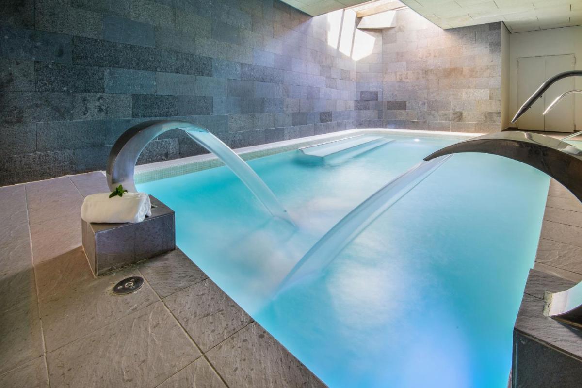 Piscina en o cerca de Aparthotel Trainera
