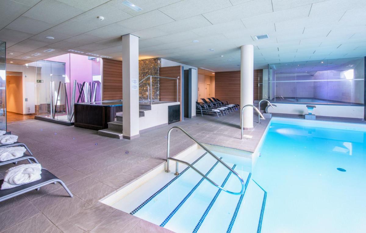 Piscina en o cerca de Aparthotel Trainera