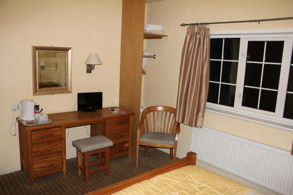 The Haymaker Inn - Housity