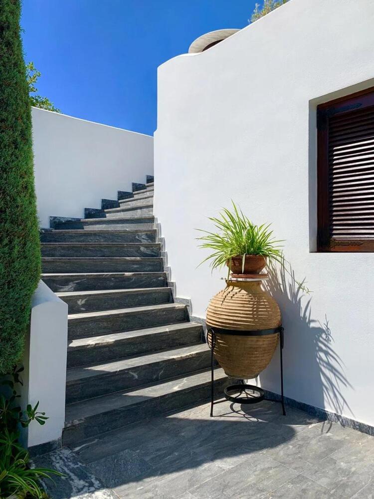 Villa Pefkias - Housity