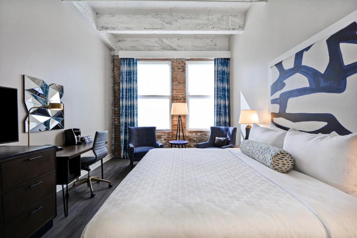 Hotel Indigo Kansas City - The Crossroads by IHG - Housity