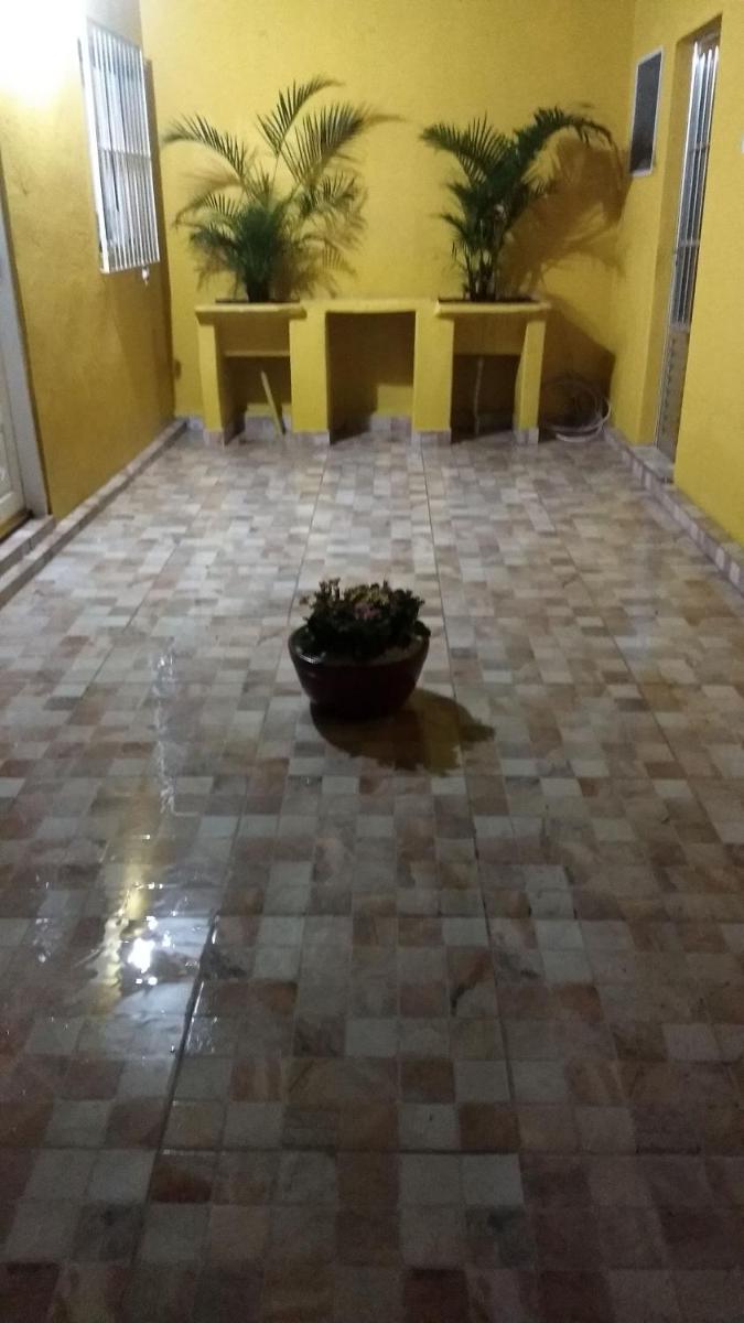 Yellowkits - Housity
