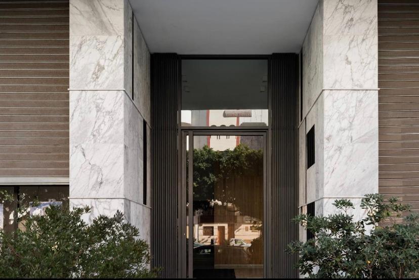 COMFORTABLE & ELEGANT FLAT IN A LIVELY PLACE - Housity