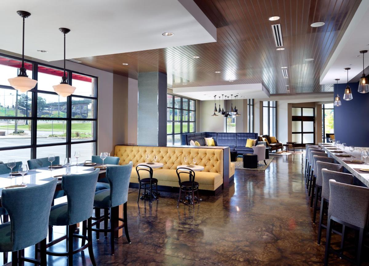 Hotel Indigo Tuscaloosa Downtown, an IHG Hotel - Housity
