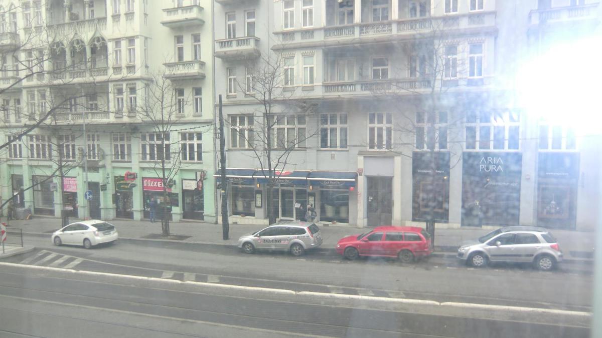 HU - Housity