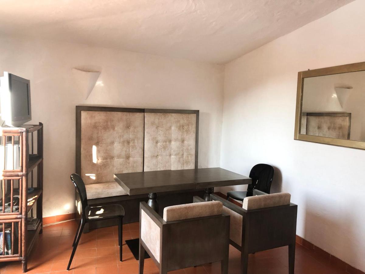 Sea view apartment Le Rocce del Porto - Housity