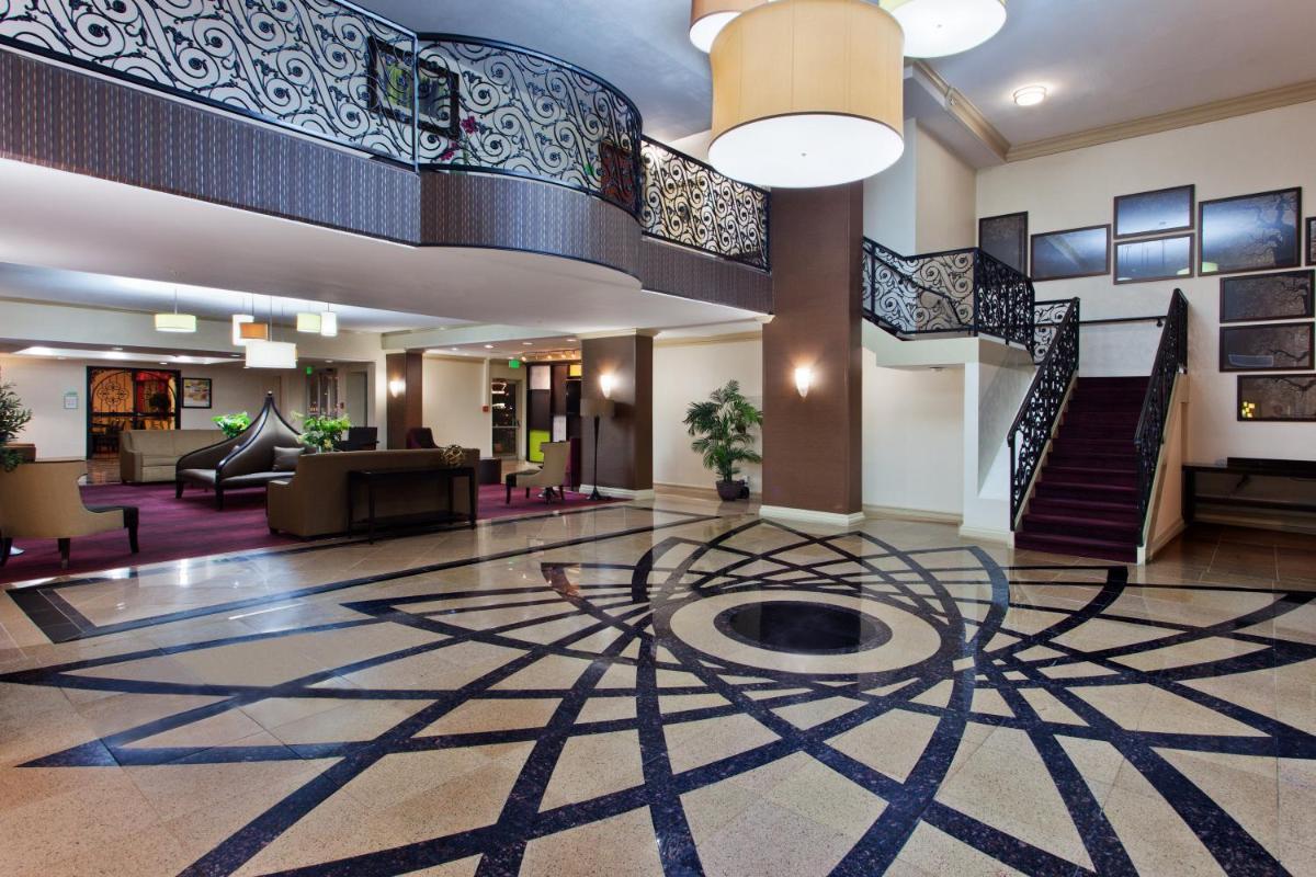 Holiday Inn Shreveport Downtown by IHG - Housity