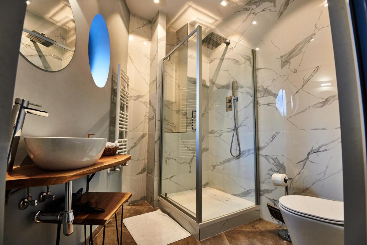 Metropole Apartments Royal Residence - Hizvo
