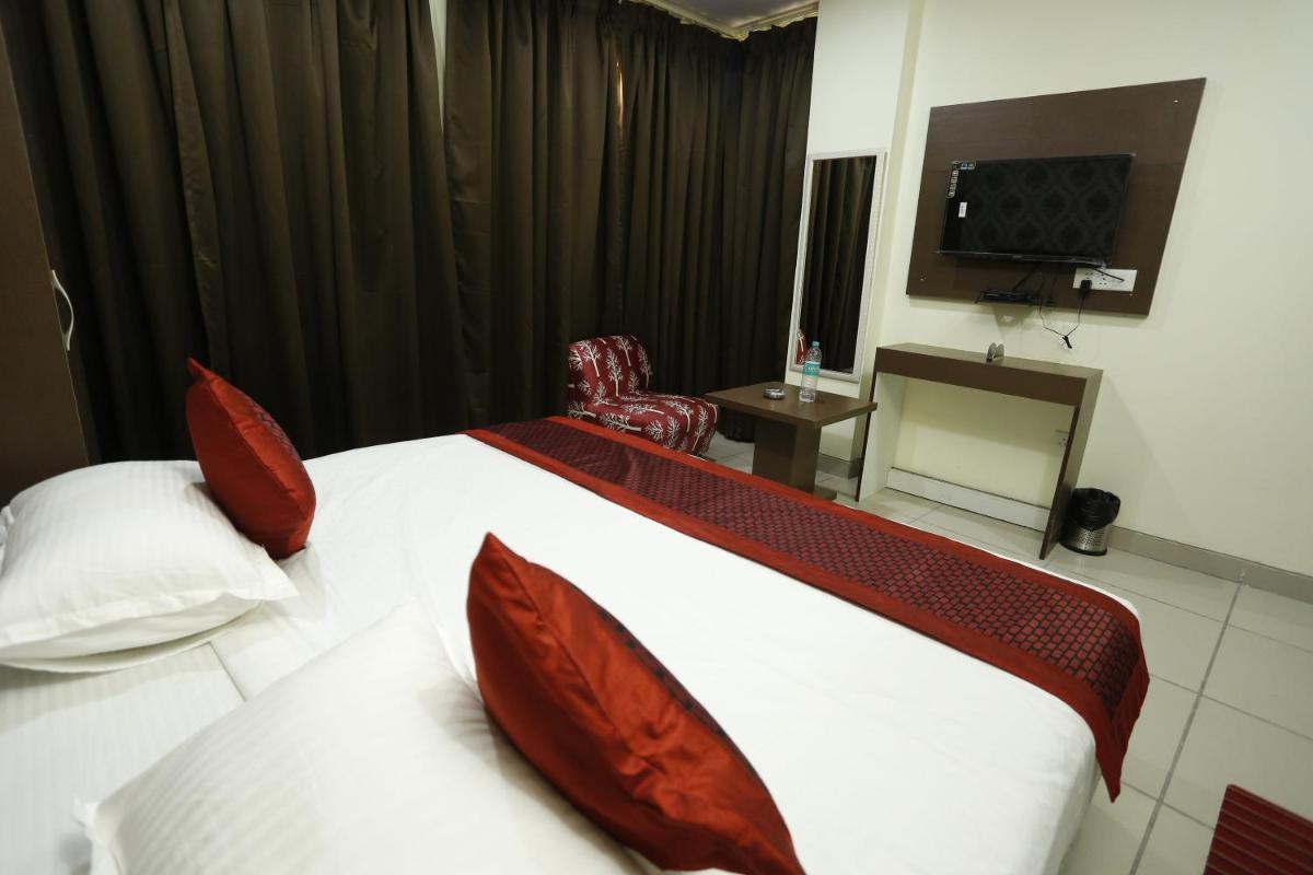 Airport Hotel Edge Home stay - Housity