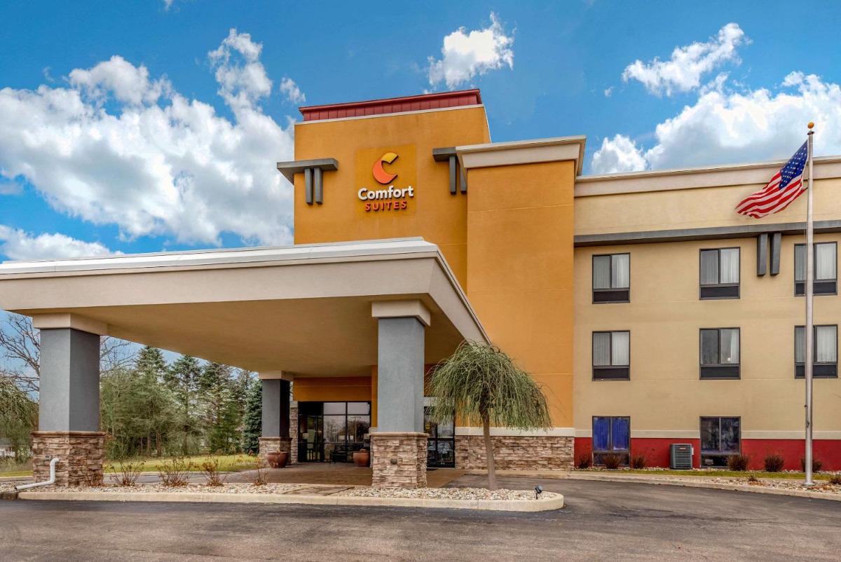 Suitetrails - Comfort Suites South Elkhart