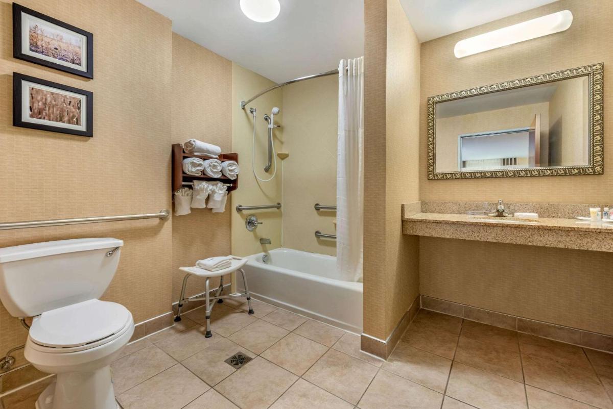 Suitetrails - Comfort Suites South Elkhart