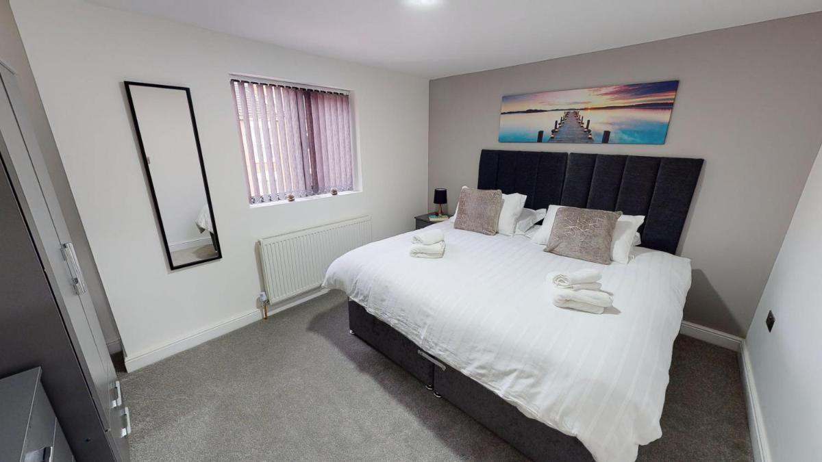 City Lodge Serviced Apartments Worcester City Centre - Parking - Housity