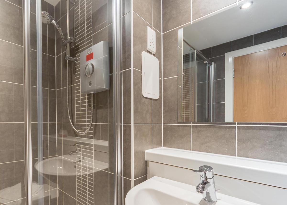 Mackie Exclusive Residence - Housity