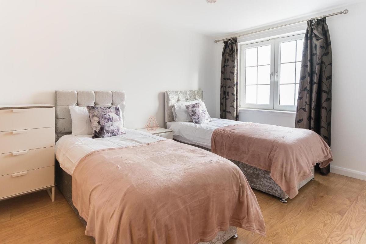 Mackie Exclusive Residence - Housity