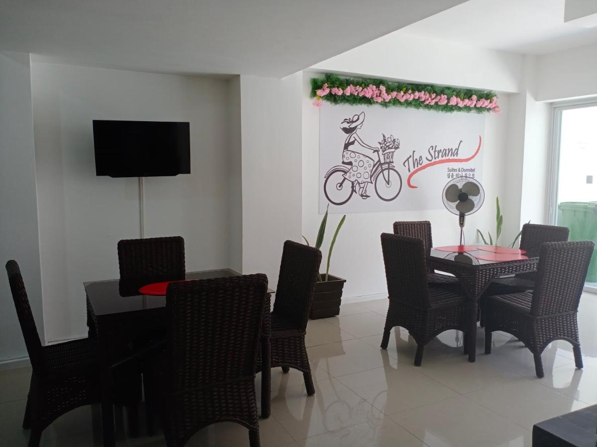 The Strand Suites and Dormitel - Housity