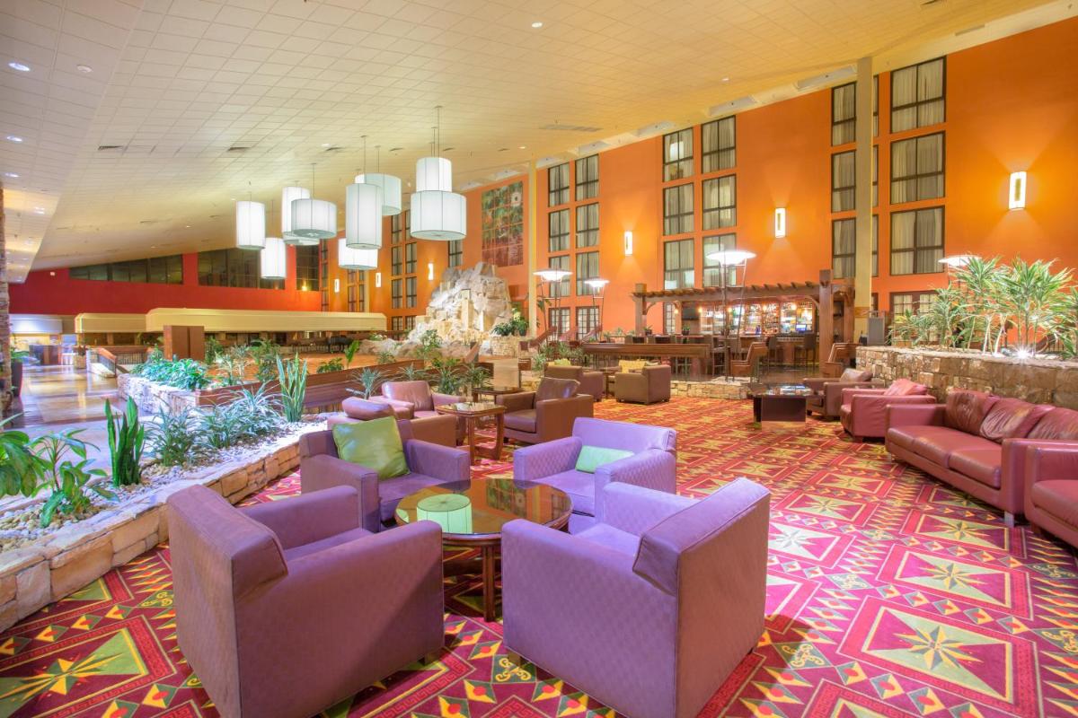 Crowne Plaza Denver International Airport, an IHG Hotel - Housity