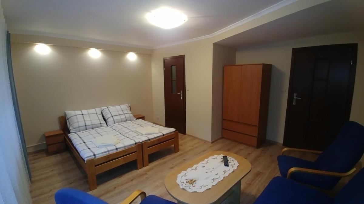 Pokoje Beskidy - Housity