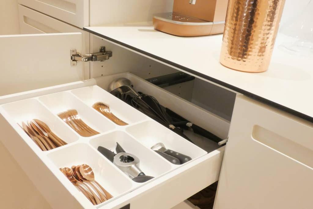 Exquisite apartment, most convenient location, Apt 5. - Housity