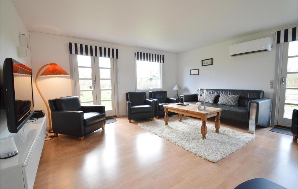 Gorgeous Home In Rødby With Wifi - Housity