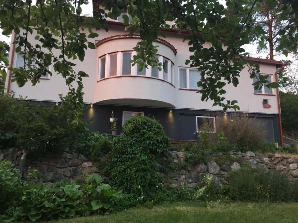 Villa Sukka - Housity