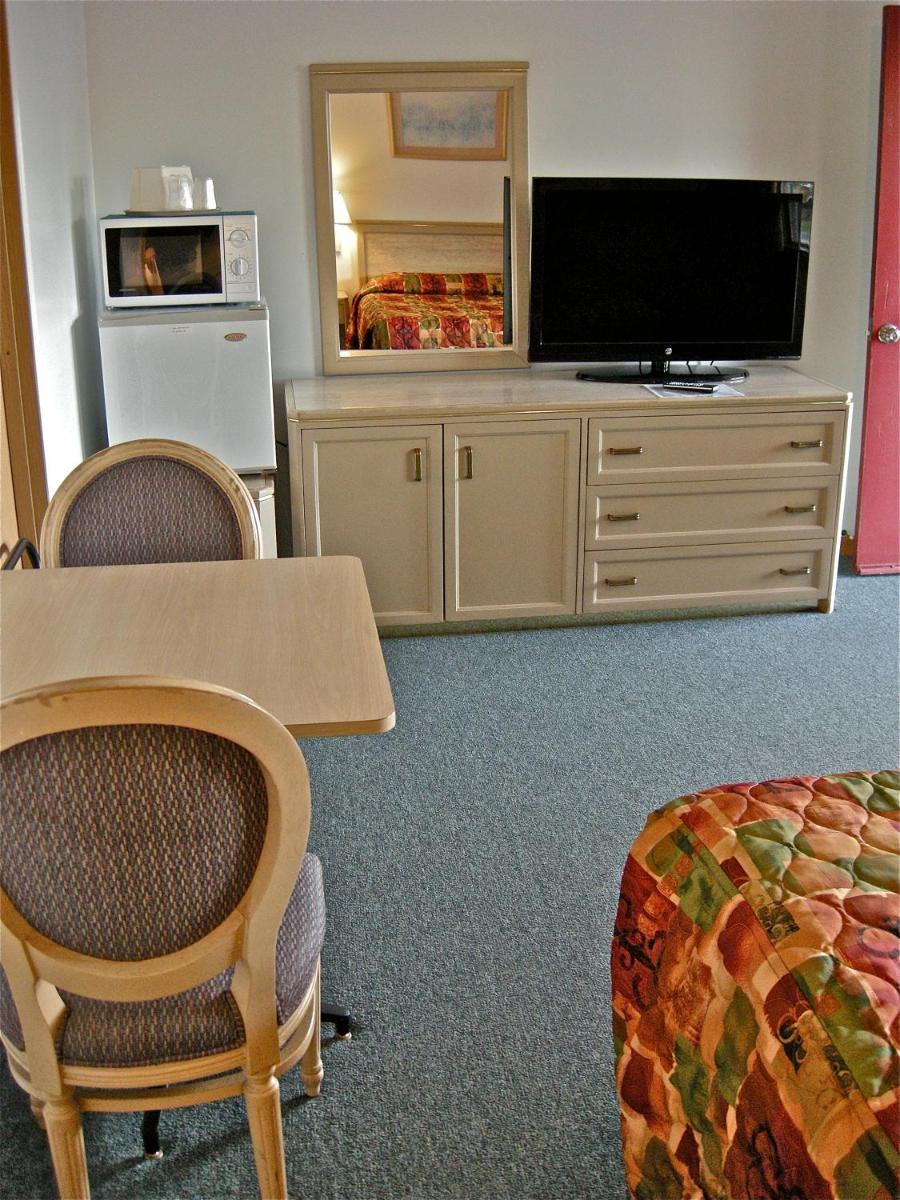 Wild Chinook Inn - Housity